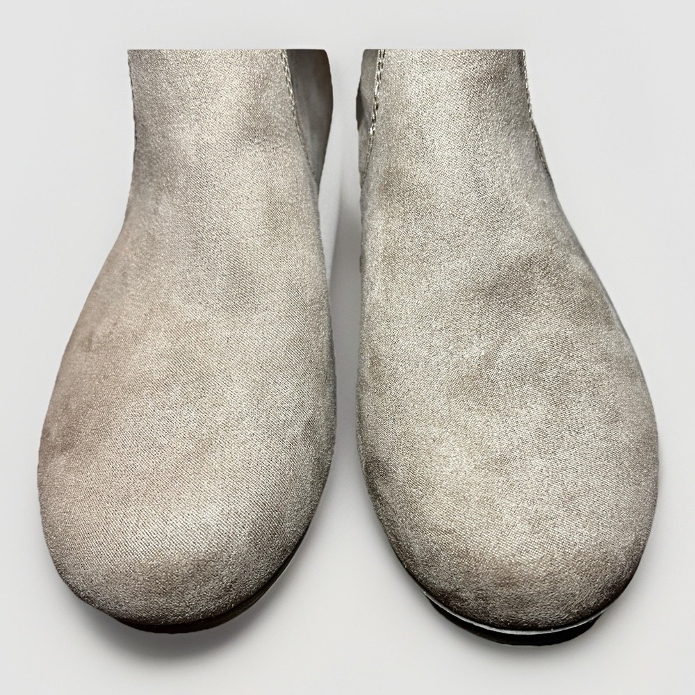 St John's Bay Women's Boots Korba Slouch Taupe Flat Pull On Memory Foam Size 6.5 - Picture 5 of 10